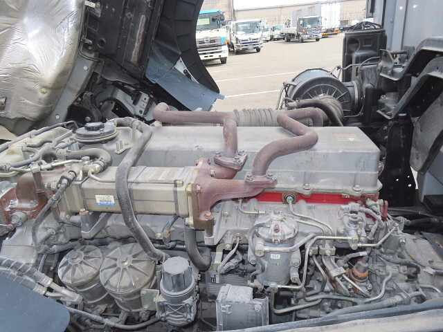 日野プロフィアアルミウイング大型（10t）[写真16]