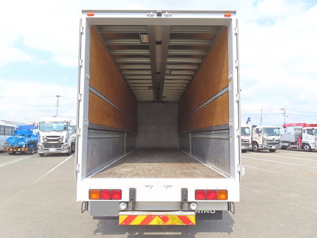 日野プロフィアアルミウイング大型（10t）[写真07]