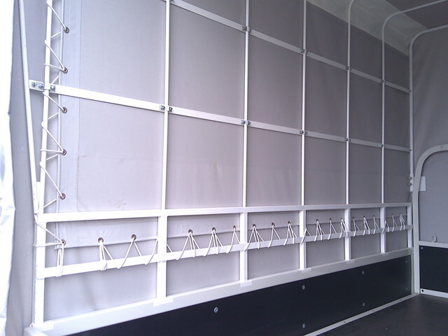 いすゞエルフ幌車小型（2t・3t）[写真17]