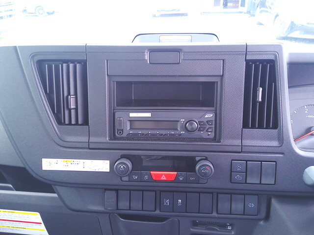 いすゞエルフ幌車小型（2t・3t）[写真22]