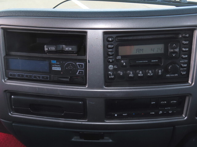 UDトラックスコンドルクレーン3段増トン（6t・8t）[写真25]