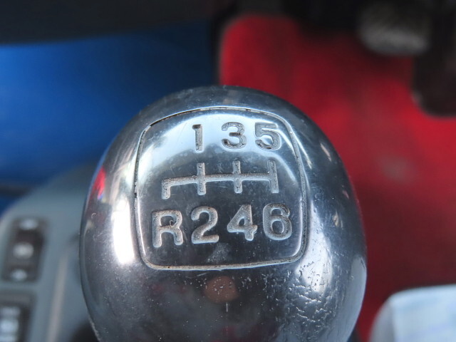 UDトラックスコンドルクレーン3段増トン（6t・8t）[写真26]