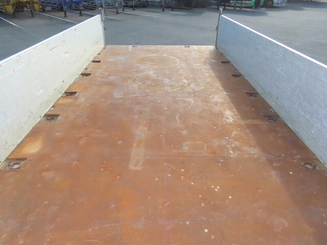 UDトラックスコンドルクレーン3段増トン（6t・8t）[写真31]