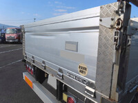 UDトラックスコンドルクレーン3段増トン（6t・8t）[写真34]