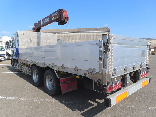 UDトラックスコンドルクレーン3段増トン（6t・8t）[写真04]