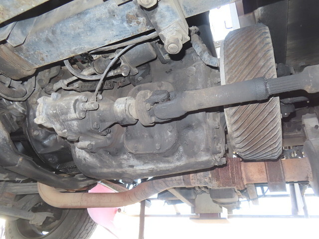 UDトラックスコンドルクレーン3段増トン（6t・8t）[写真09]