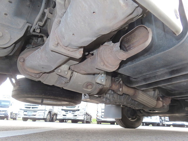 トヨタトヨエース平ボディ小型（2t・3t）[写真12]