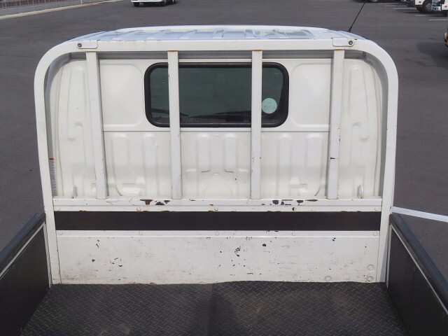 トヨタトヨエース平ボディ小型（2t・3t）[写真28]