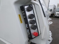 三菱ふそうファイターパッカー車（塵芥車）中型（4t）[写真18]