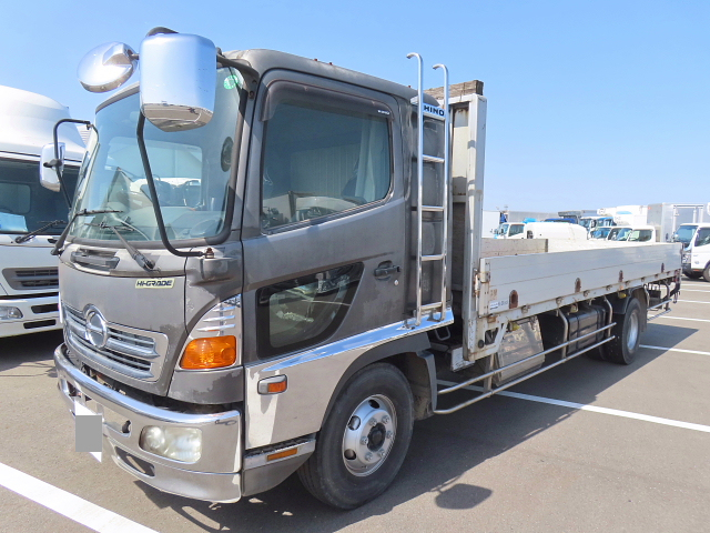 日野レンジャーアルミブロック中型（4t）[写真03]