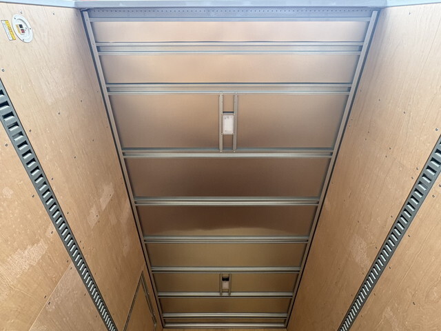 日野デュトロアルミバン小型（2t・3t）[写真13]