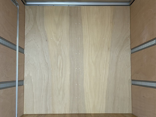 日野デュトロアルミバン小型（2t・3t）[写真14]