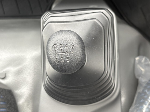 日野デュトロアルミバン小型（2t・3t）[写真21]