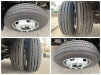 日野デュトロアルミバン小型（2t・3t）[写真32]