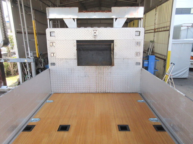 いすゞギガアルミブロック大型（10t）[写真07]