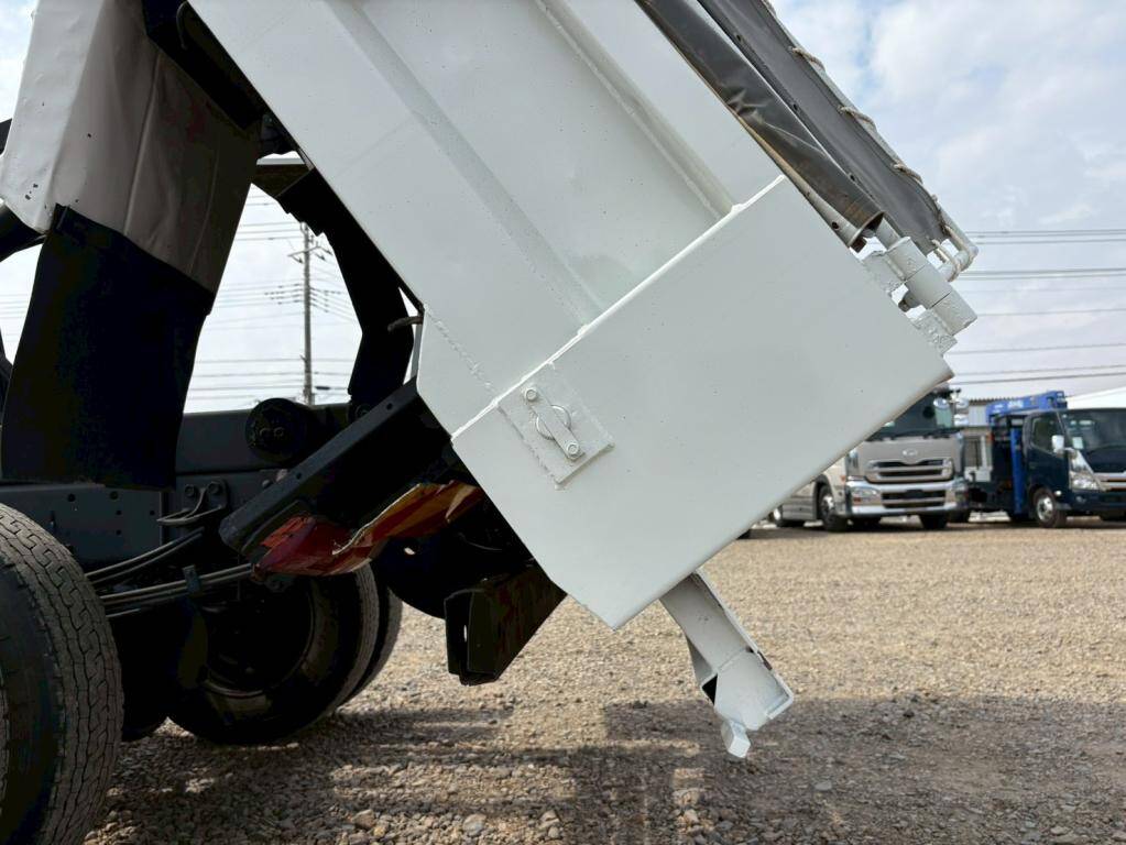 いすゞフォワードダンプ中型（4t）[写真11]