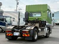 UDトラックスクオントレーラーヘッド（トラクターヘッド）大型（10t）[写真05]