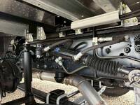 UDトラックスクオンアルミウイング大型（10t）[写真16]