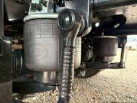 UDトラックスクオンアルミウイング大型（10t）[写真18]