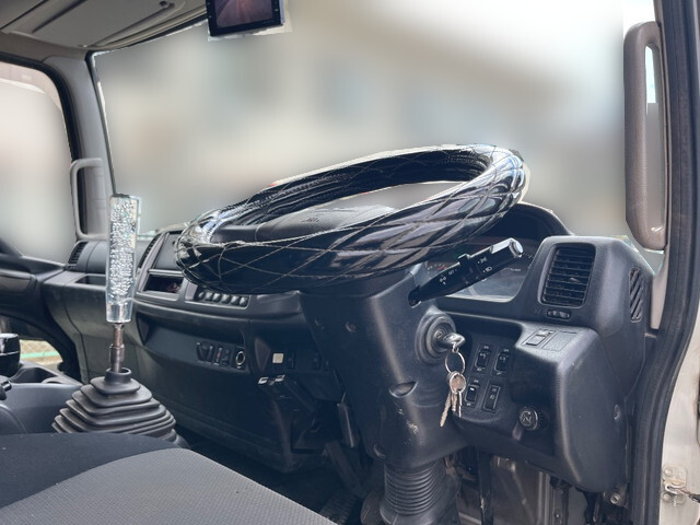 日野レンジャークレーン4段中型（4t）[写真32]