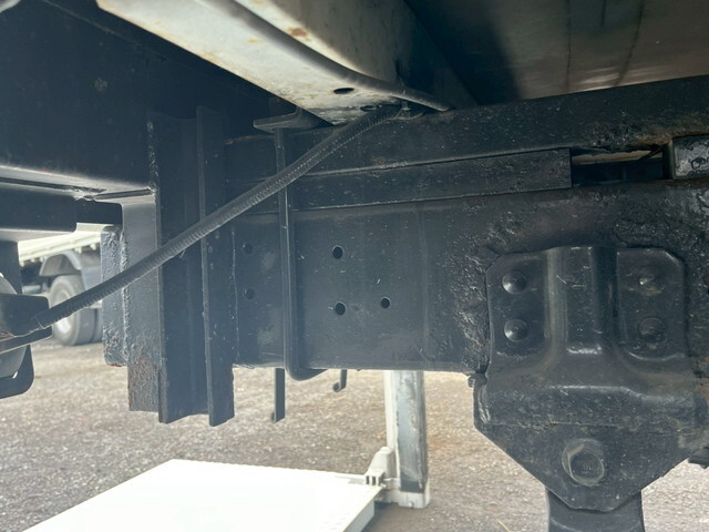 日野デュトロダブルキャブ（Wキャブ）小型（2t・3t）[写真21]