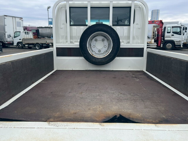 日野デュトロダブルキャブ（Wキャブ）小型（2t・3t）[写真07]