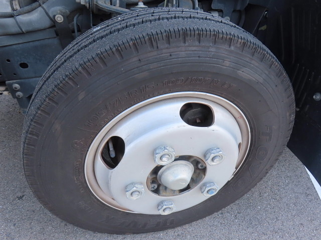 いすゞエルフアルミバン小型（2t・3t）[写真19]