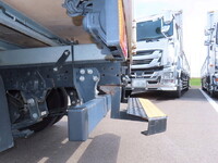 いすゞエルフアルミバン小型（2t・3t）[写真36]