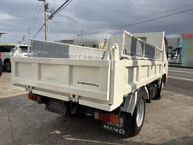 中古ダンプ 日野 兵庫・和歌山・島根 デュトロ（TKG-XZU620T）（6,015