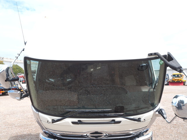 日野レンジャーダンプ増トン（6t・8t）[写真10]