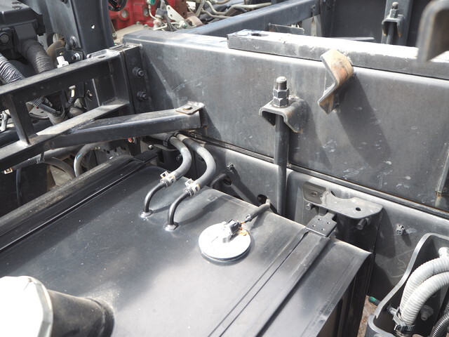 日野レンジャーダンプ増トン（6t・8t）[写真25]