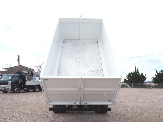 三菱ふそうファイターコンテナ専用車中型（4t）[写真15]