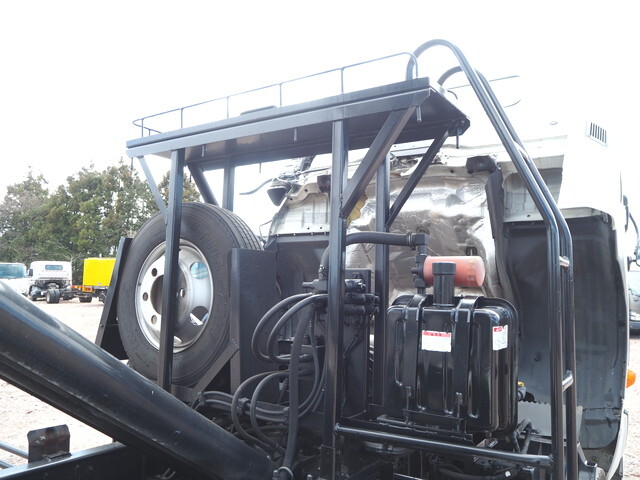 三菱ふそうファイターコンテナ専用車中型（4t）[写真28]