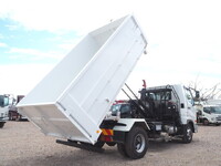 三菱ふそうファイターコンテナ専用車中型（4t）[写真02]