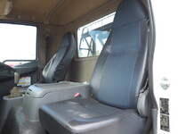 三菱ふそうファイターコンテナ専用車中型（4t）[写真35]