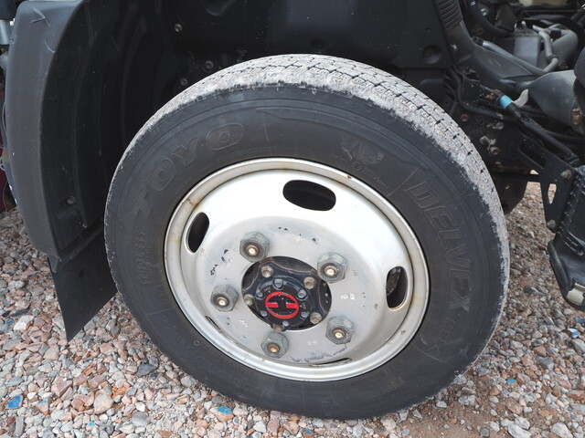 トヨタトヨエース平ボディ小型（2t・3t）[写真11]