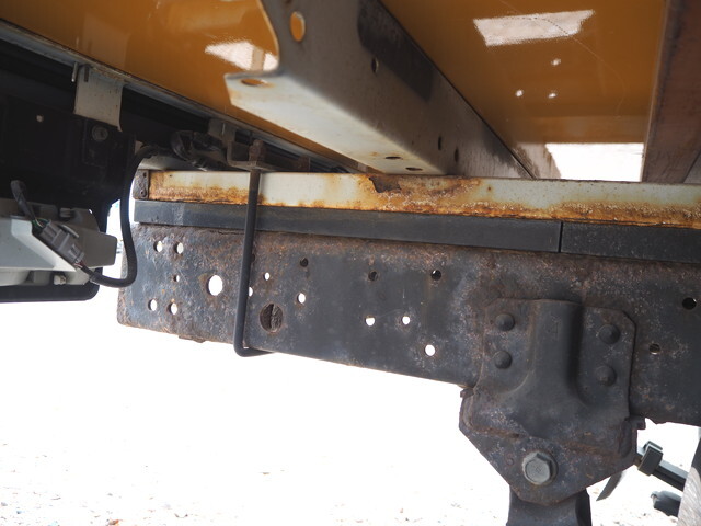 トヨタトヨエース平ボディ小型（2t・3t）[写真17]