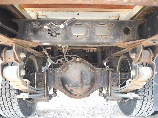 トヨタトヨエース平ボディ小型（2t・3t）[写真18]