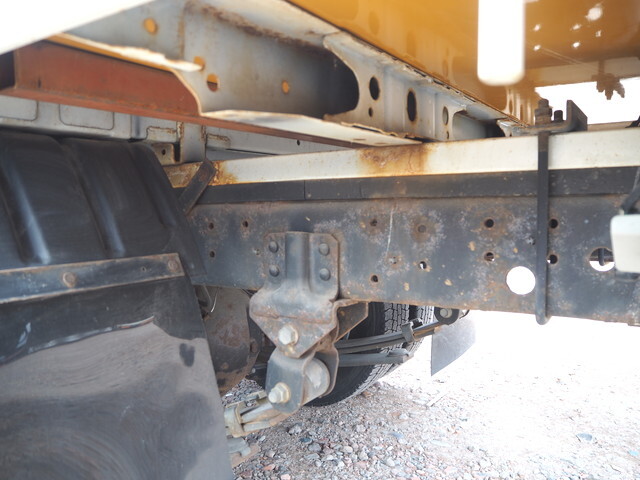 トヨタトヨエース平ボディ小型（2t・3t）[写真19]