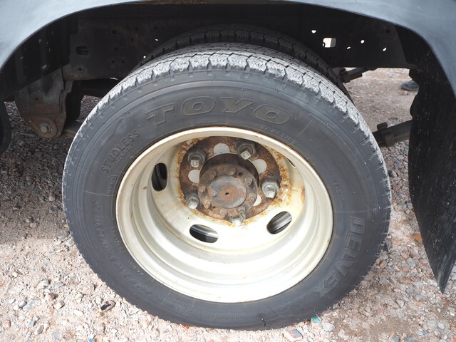 トヨタトヨエース平ボディ小型（2t・3t）[写真20]