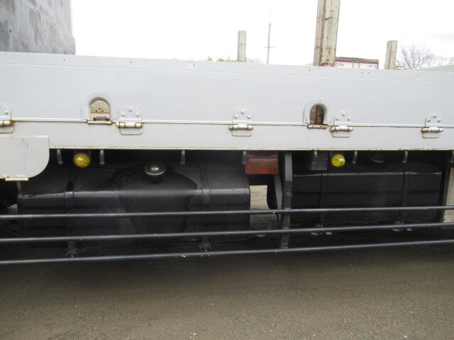 三菱ふそうスーパーグレートアルミブロック大型（10t）[写真16]