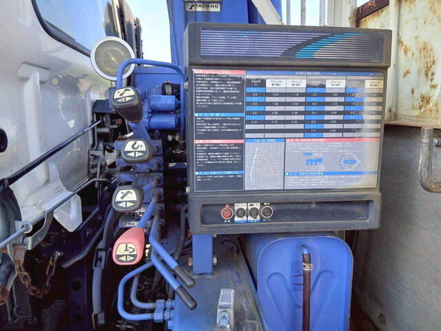 日野レンジャークレーン4段増トン（6t・8t）[写真18]