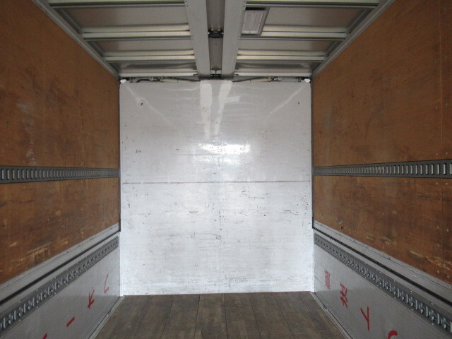 日野プロフィアアルミウイング大型（10t）[写真14]