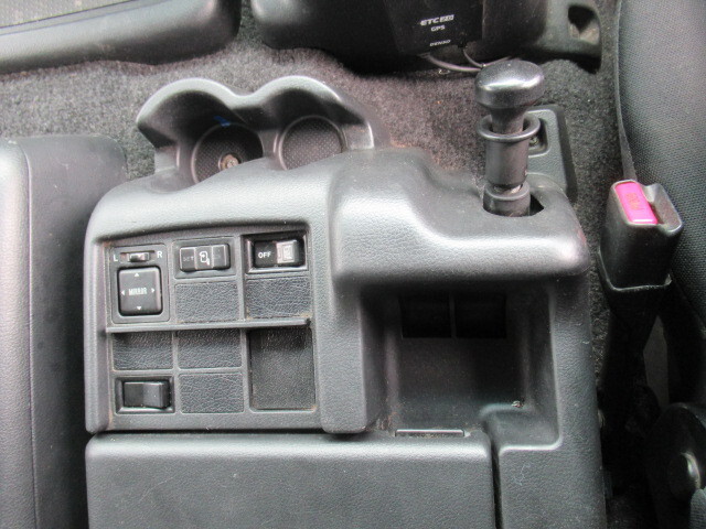 日野プロフィアアルミウイング大型（10t）[写真33]