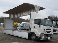 いすゞギガアルミウイング大型（10t）[写真01]