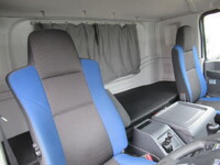 いすゞギガアルミウイング大型（10t）[写真24]