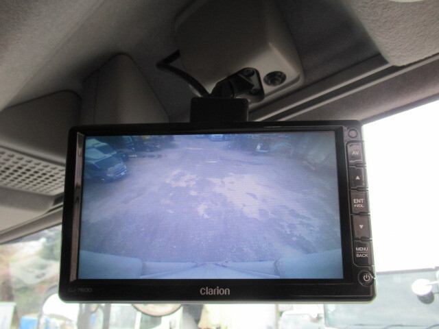 いすゞギガアルミウイング大型（10t）[写真28]