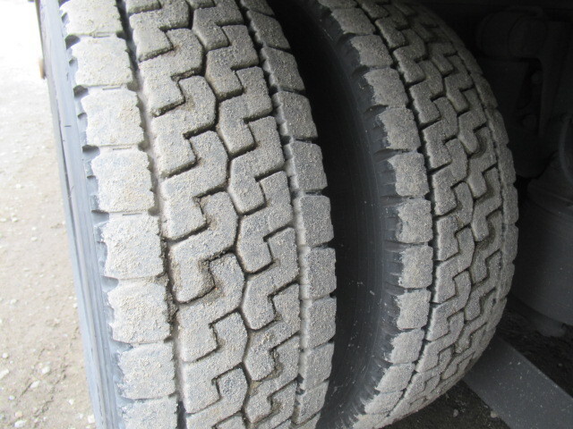 いすゞギガアルミウイング大型（10t）[写真39]