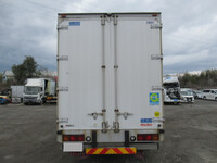 いすゞギガアルミウイング大型（10t）[写真06]