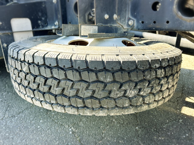 三菱ふそうキャンターダンプ小型（2t・3t）[写真18]